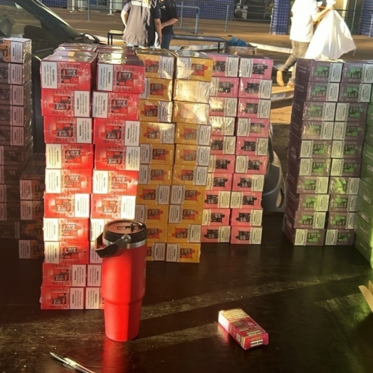 Receita Federal em conjunto com a Polícia Federal apreende 80 mil reais em carga de cigarros eletrônicos