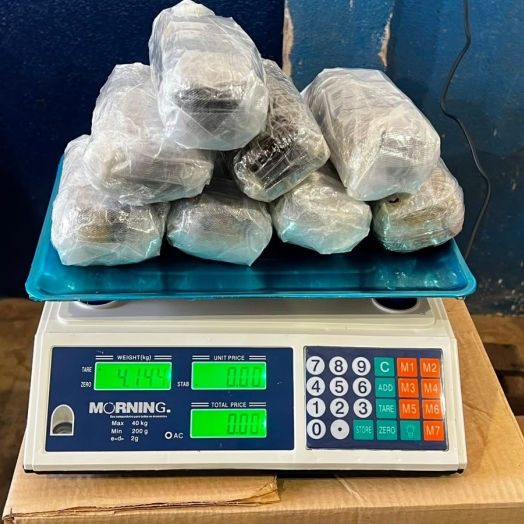 Receita Federal localiza quase 14 kg de substâncias análogas à maconha e ao haxixe durante vistoria