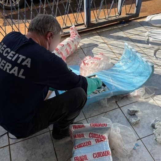 Receita Federal retém 300 kg de maconha e 20 kg de cocaína no oeste paranaense