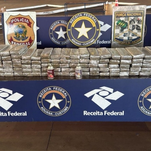 Receita Federal retém cerca de 105 kg de maconha na Aduana da Ponte Internacional da Amizade