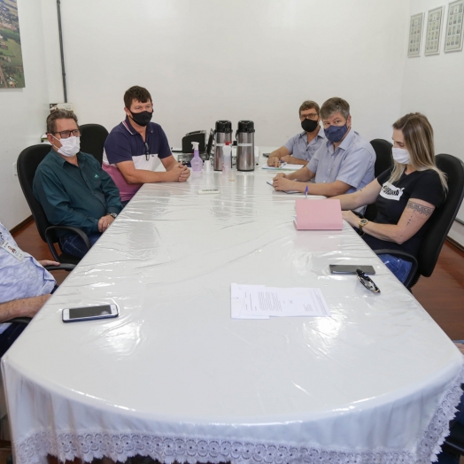 Representantes da Cohapar se reúnem com Administração de Missal