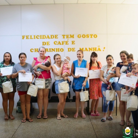 Grupo de Gestantes recebe Kits Maternidade em Serranópolis do Iguaçu