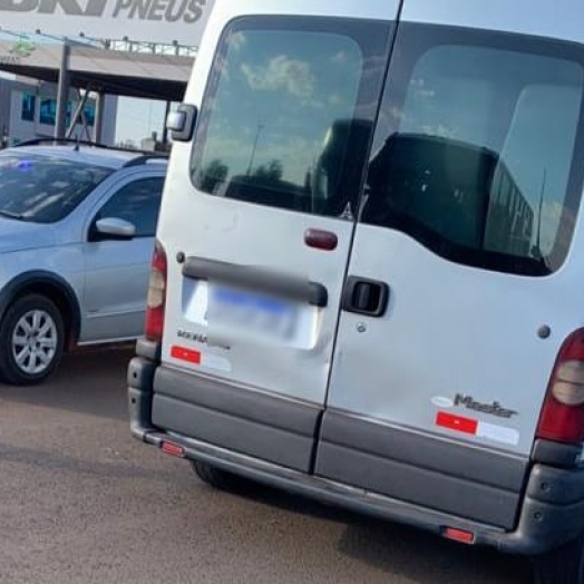 RFB, PRF e BPFRON retêm dois veículos com contrabando durante operações