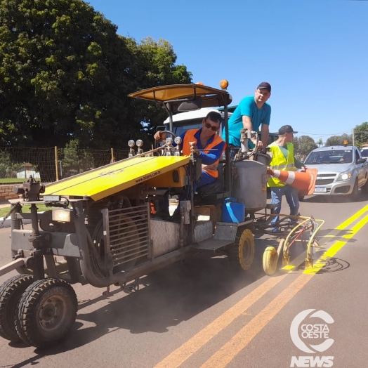 Rua Ângelo Cattani recebe nova sinalização em Santa Helena; ‘um novo cartão postal’