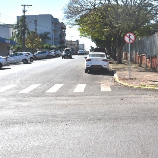 Rua Farroupilha terá sentido único no trecho entre as Ruas Castro Alves e Garibaldi a partir desta sexta (04)