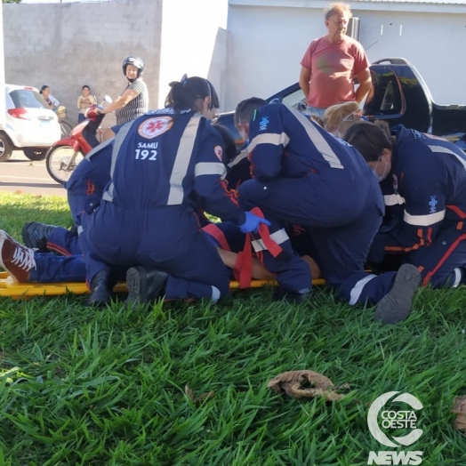 SAMU socorre mulher caída em via pública de Santa Helena; servidores do CAPs prestaram socorro