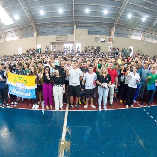 Santa Terezinha de Itaipu realiza abertura da 70ª edição dos Jogos Escolares do Paraná