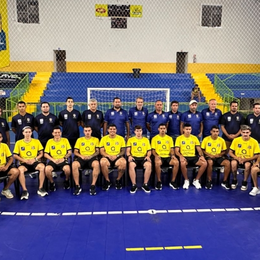 São Miguel do Iguaçu apresenta elenco do 