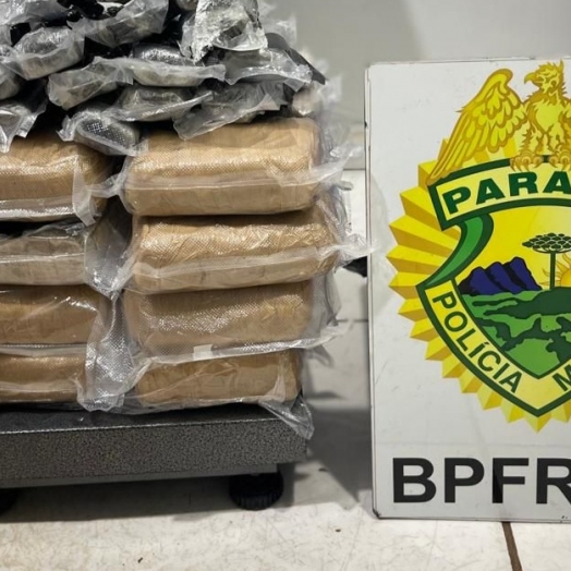 São Miguel do Iguaçu: BPFRON prende 2 mulheres e encaminha motorista de app transportando 15kg de Haxixe