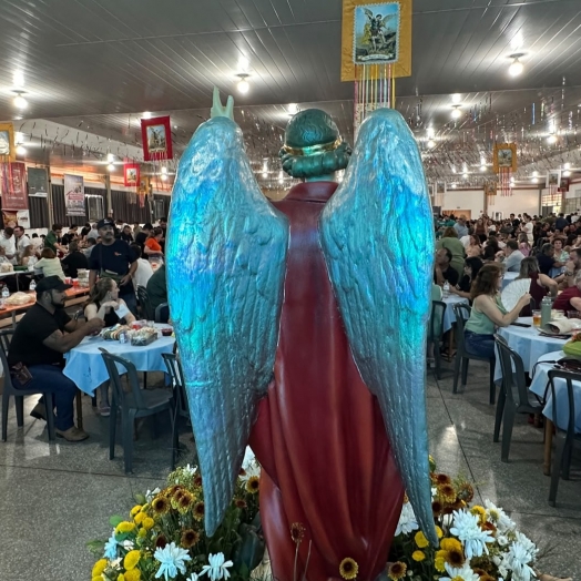 Festa de São Miguel Arcanjo reúne fiéis em São Miguel do Iguaçu