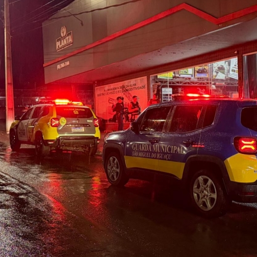 São Miguel do Iguaçu: criminosos invadem loja no centro e furtam duas motocicletas durante a madrugada