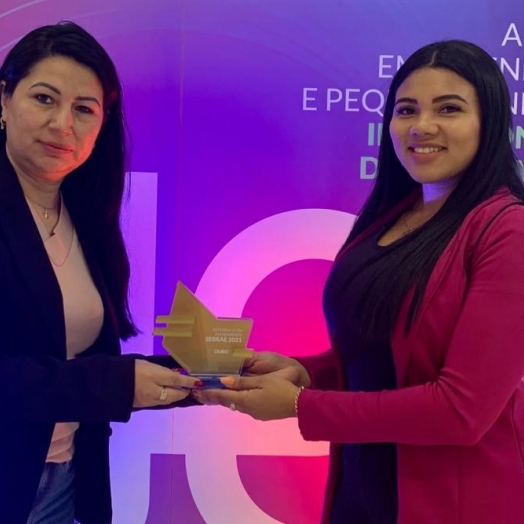 São Miguel do Iguaçu recebe o prêmio Selo de Ouro em evento promovido pelo Sebrae
