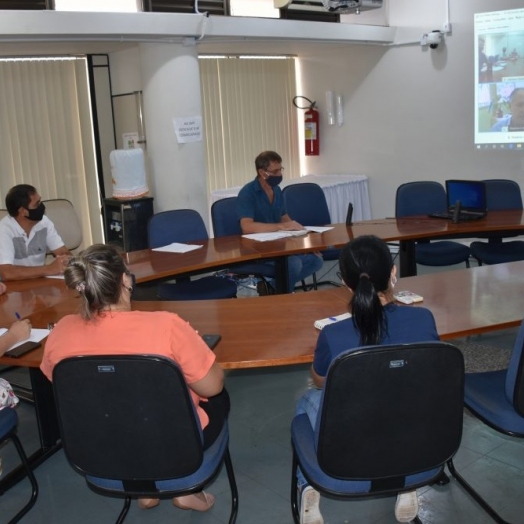 SMI: Reunião com a Itaipu alinha detalhes de convênio para atendimento da Aldeia Indígena