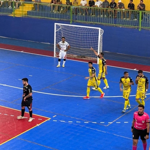 São Miguel Futsal aplica goleada histórica de 10 a 1 sobre o Toledo pela Série Bronze
