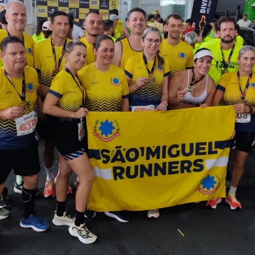 São Miguel Runners conquista pódios na 3ª Corrida DIVISA, em Foz do Iguaçu