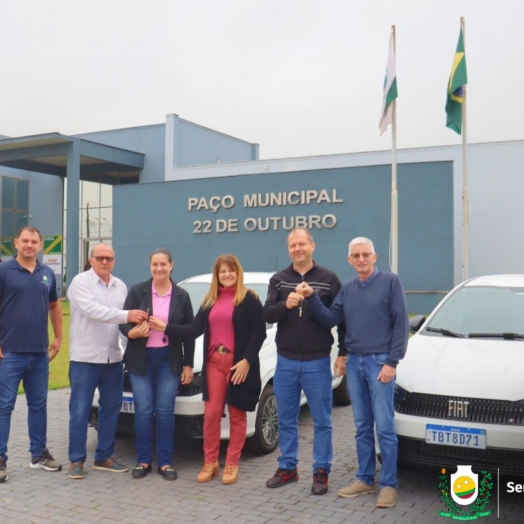 Serranópolis do Iguaçu: Secretaria de Educação adquire dois novos veículos para reforçar estrutura de trabalho