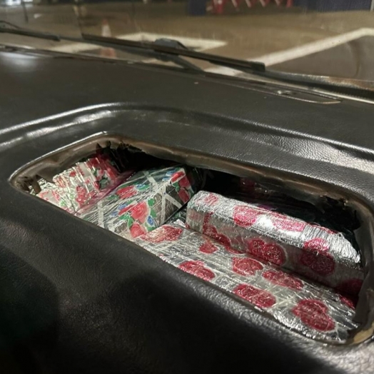 Servidores da Receita Federal encontram quase 500 kg de maconha na Ponte Internacional da Amizade