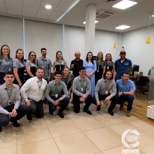 Sicredi realiza entrega oficial de 3 motos referente a Campanha de 40 anos da cooperativa