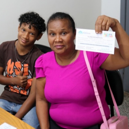 SMI: Auxílio material escolar começa a ser entregue para os estudantes