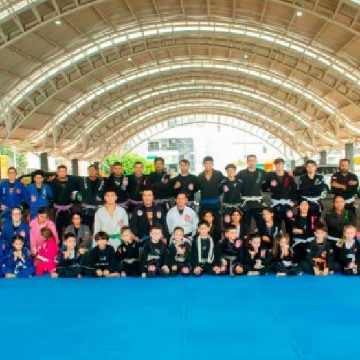 SMI: Escola de Artes Marciais promove grande evento de graduação de Jiu-Jitsu na Rua Coberta