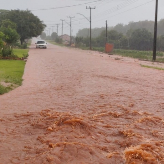 Temporal deixou estragos em 124 residências e mais de 490 pessoas são afetadas em Santa Helena