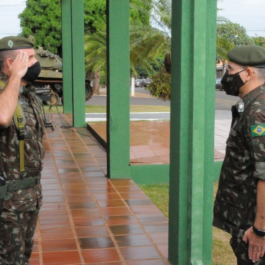 Tiro de Guerra de Medianeira recebe visita do Comandante da 5ª Região Militar