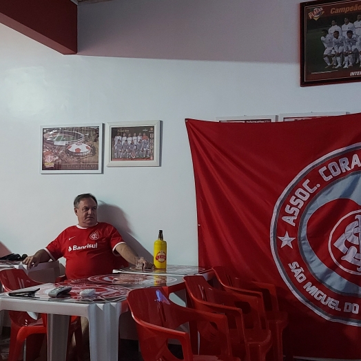 Torcida colorada sonha em conquistar o Brasileirão no próximo domingo (21)