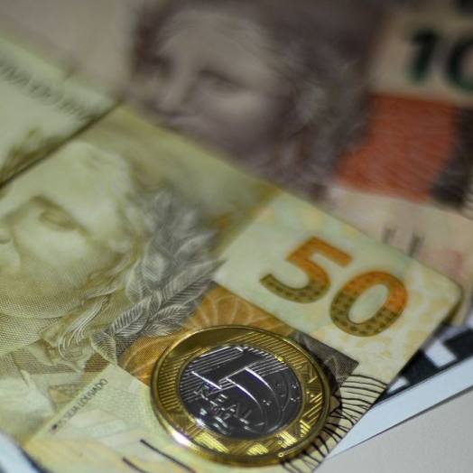 Trabalhadores nascidos em fevereiro podem sacar auxílio emergencial
