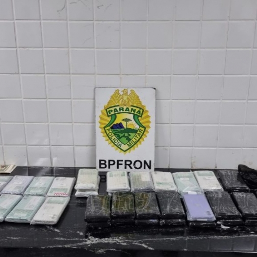 Três mulheres são detidas pelo BPFRON com eletrônicos