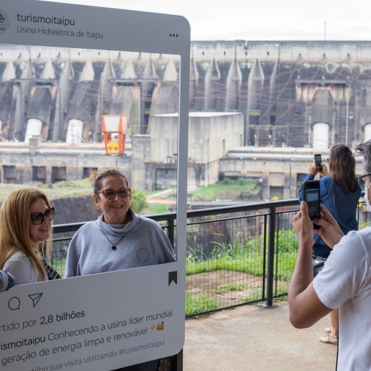 Turismo de Itaipu recebe mais de 8 mil visitantes no feriado de Tiradentes