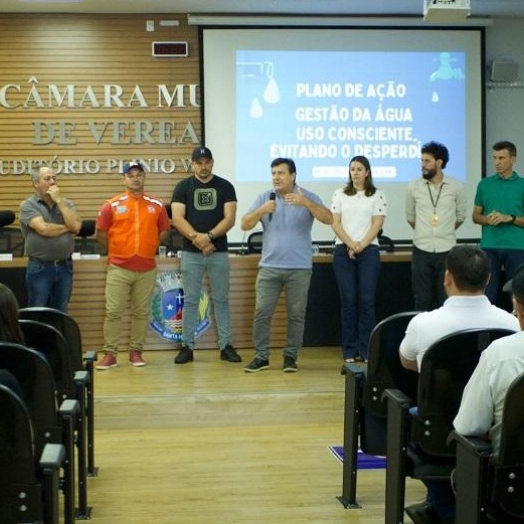 Uso sustentável da água é tema de debate entre poder público e sociedade de Santa Helena