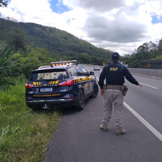 Vai pegar a estrada no feriado: confira as dicas para evitar o tipo mais frequente de acidente atendido pela PRF no Paraná