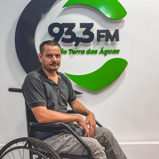 Vakinha busca ajudar morador de Santa Helena a adquirir cadeira de rodas elétrica; faça sua doação