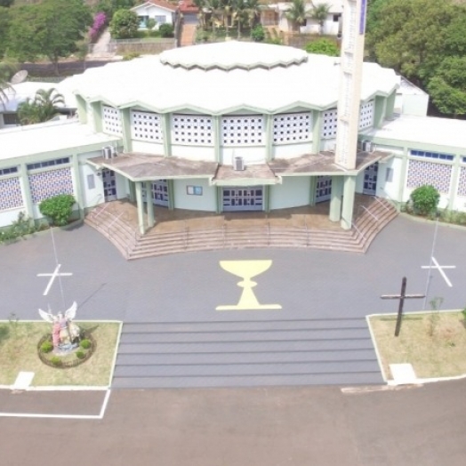 Veículos foram alvos de criminosos durante missa no centro de São Miguel do Iguaçu