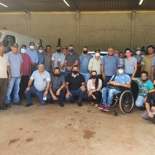 Vereadores visitam secretarias de Agricultura e Obras e constatam principais dificuldades