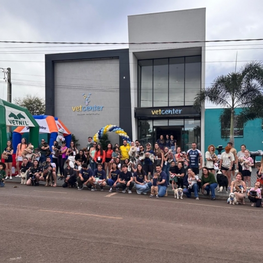 Vet Center realiza 4ª cãominhada e demonstração de pastoreio em São Miguel do Iguaçu