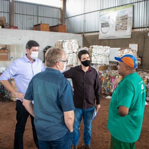 Vice-prefeito de Medianeira visita a Associação dos Agentes do Meio Ambiente