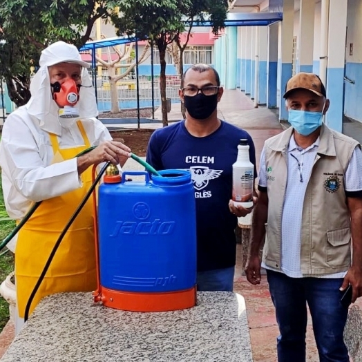 Vigilância em Saúde orienta processo de sanitização das escolas municipais de Itaipulândia